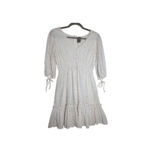 Taylor Dresses 8P Ivory Eyelet V-Neck Tiered Mini Dress Romantic Feminine Beach